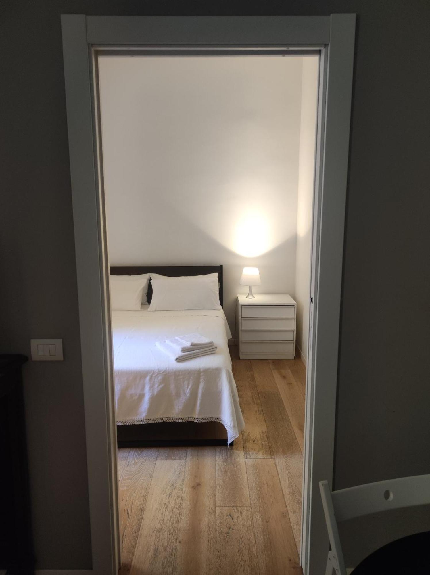 Maria Holiday Homes -Vitruvio 42 Appartamenti Milano Eksteriør billede