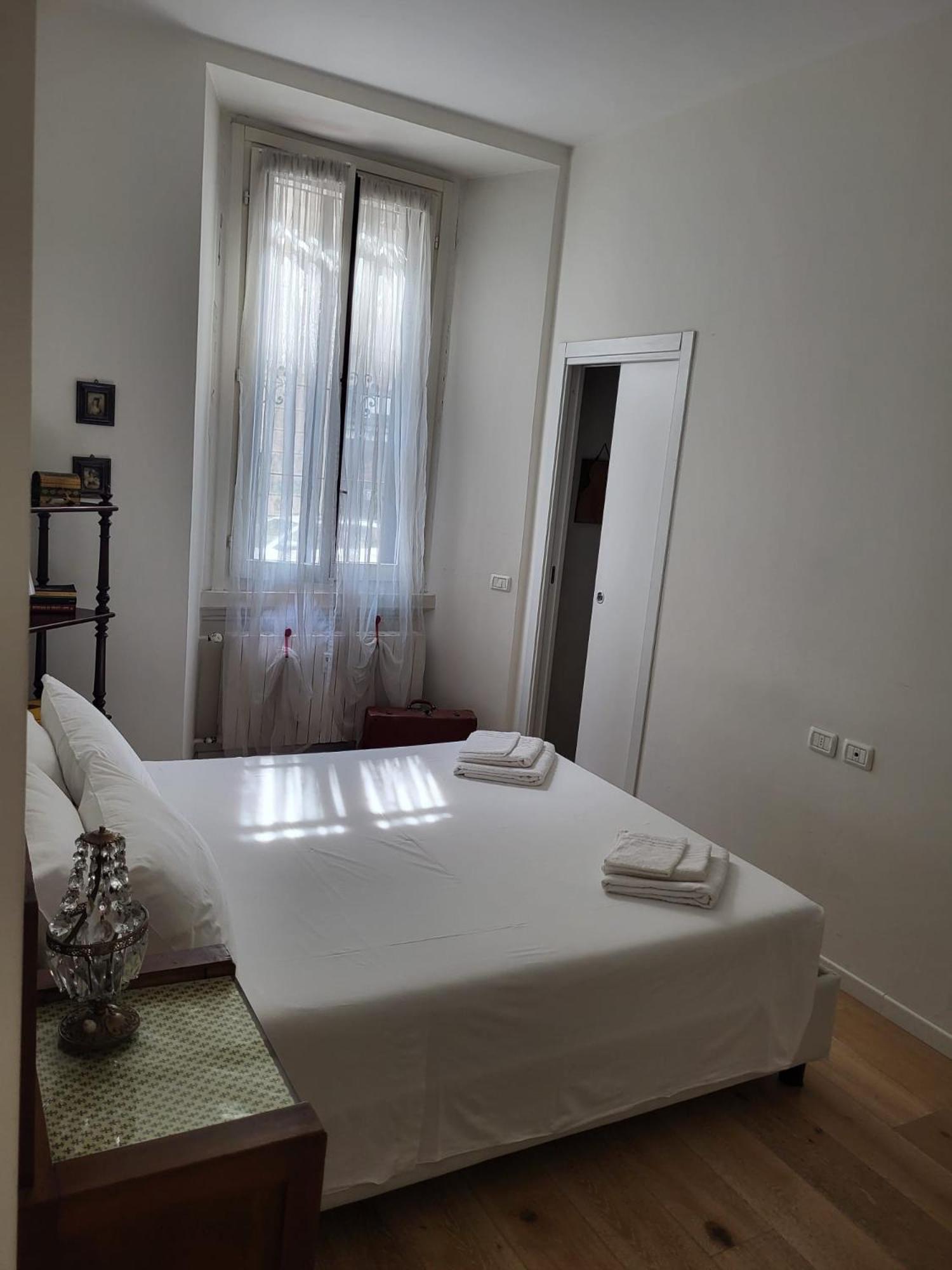 Maria Holiday Homes -Vitruvio 42 Appartamenti Milano Eksteriør billede